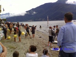 Cremia - Dervio - Attraversata a nuoto - Agosto 2011 (71754 bytes)