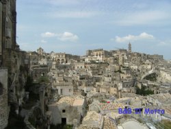 Matera.... - Maggio 2011 (61645 bytes)
