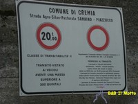 Cremia, strada ai Monti  (63263 bytes)